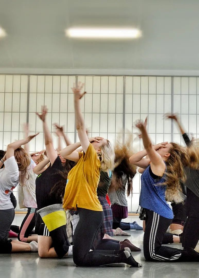 英国罗汉普顿大学舞蹈图片
